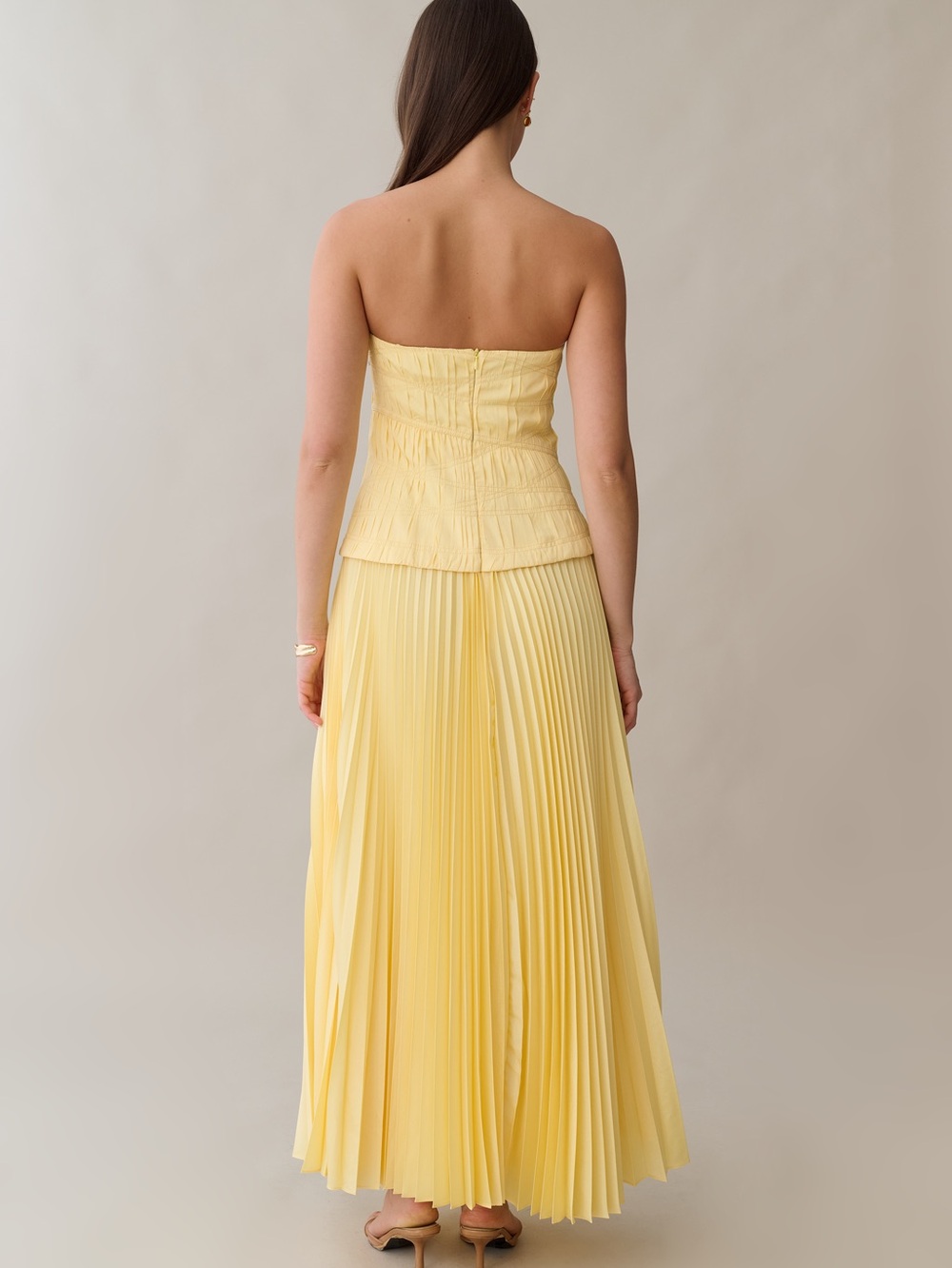 Few Moda Ada Yellow Strapless Pleated Maxi Dress Size 2 NWT - Picture 2 of 7